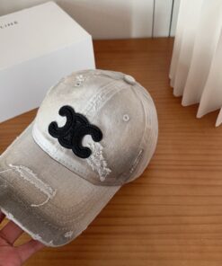 Alternative view of セリーヌCELINEフレンチ・ラグジュアリーな凱旋門刺繍キャップ (CELIN-L026-11)