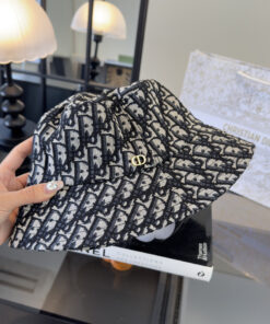 Alternative view of Christian Diorクリスチャンディオール キャンバス×本牛革ベースボールキャップ DIOR-0633