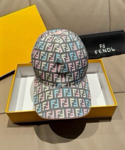 FENDIフェンディイタリアン・ラグジュアリー「ダブルF」モノグラムキャップFENDI-26023