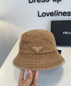 Alternative view of PRADAプラダ ストリートスタイルクラシック・キャップバケットハットPRADA26-46
