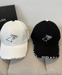 PRADAプラダ ストリートスタイルクラシック・キャップバケットハットPRADA26-43