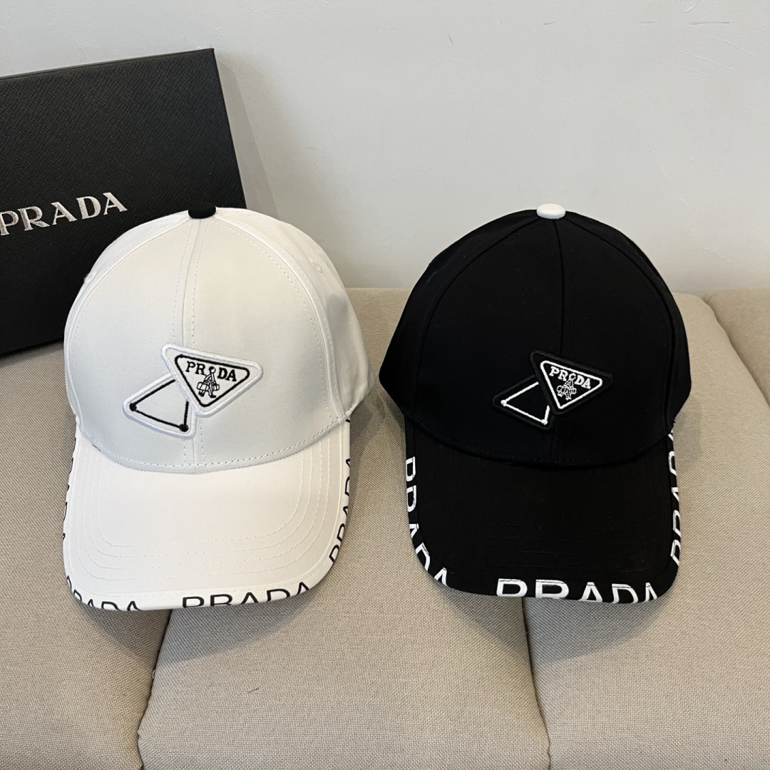 PRADAプラダ ストリートスタイルクラシック・キャップバケットハットPRADA26-43