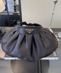 Alternative view of PRADAプラダストリートスタイルクラシック・キャップバケットハットPRADA26-26