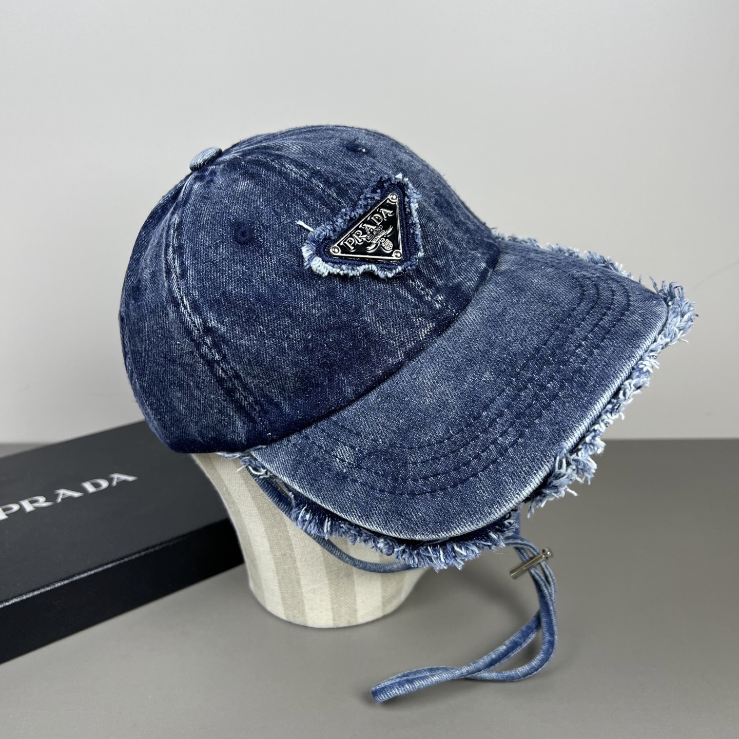 PRADAプラダ ストリートスタイルクラシック・キャップバケットハットPRADA26-10 - 画像 (3)