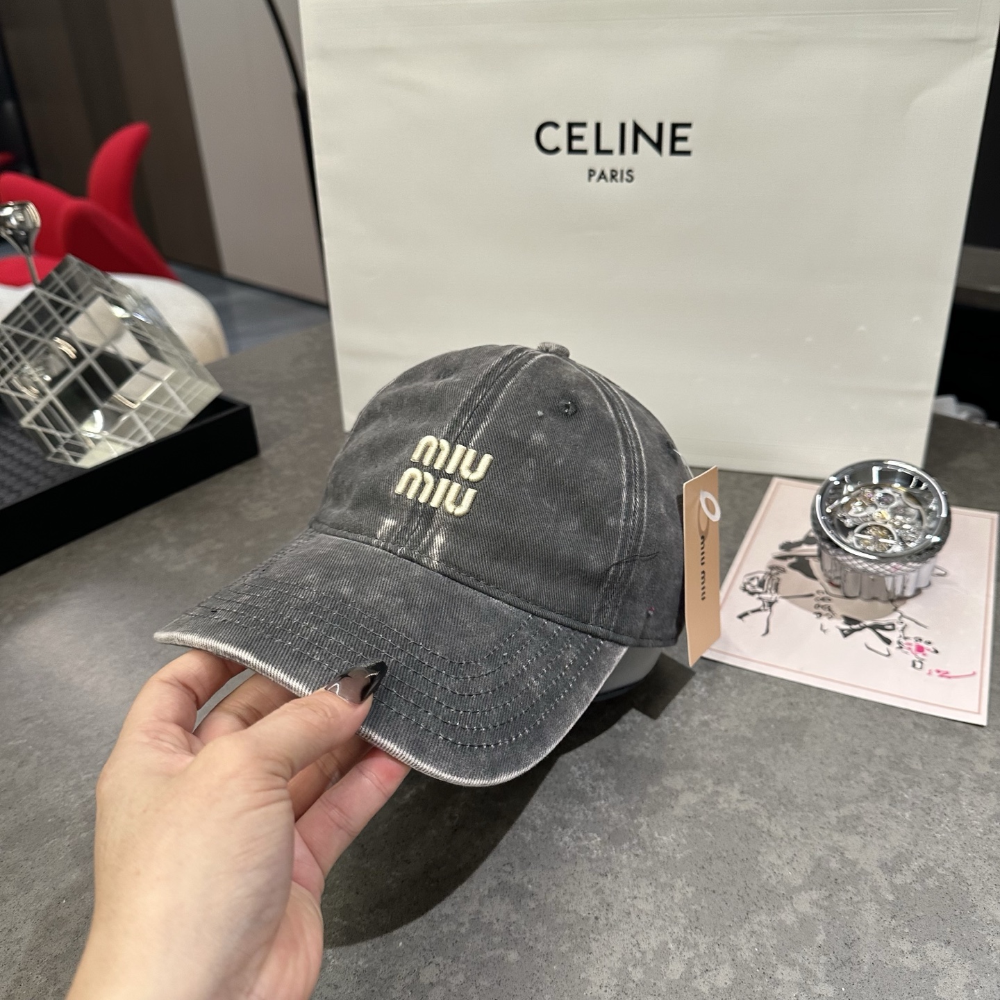 MiuMiuミュウミュウ サンバイザー ベースボールキャップ ワークキャップバケットハットダメージ加工キャップmiumiu643 - 画像 (2)