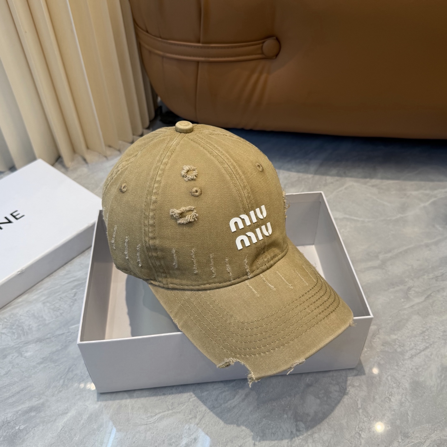 MiuMiuミュウミュウ サンバイザー ベースボールキャップ ワークキャップバケットハットダメージ加工キャップmiumiu626 - 画像 (5)