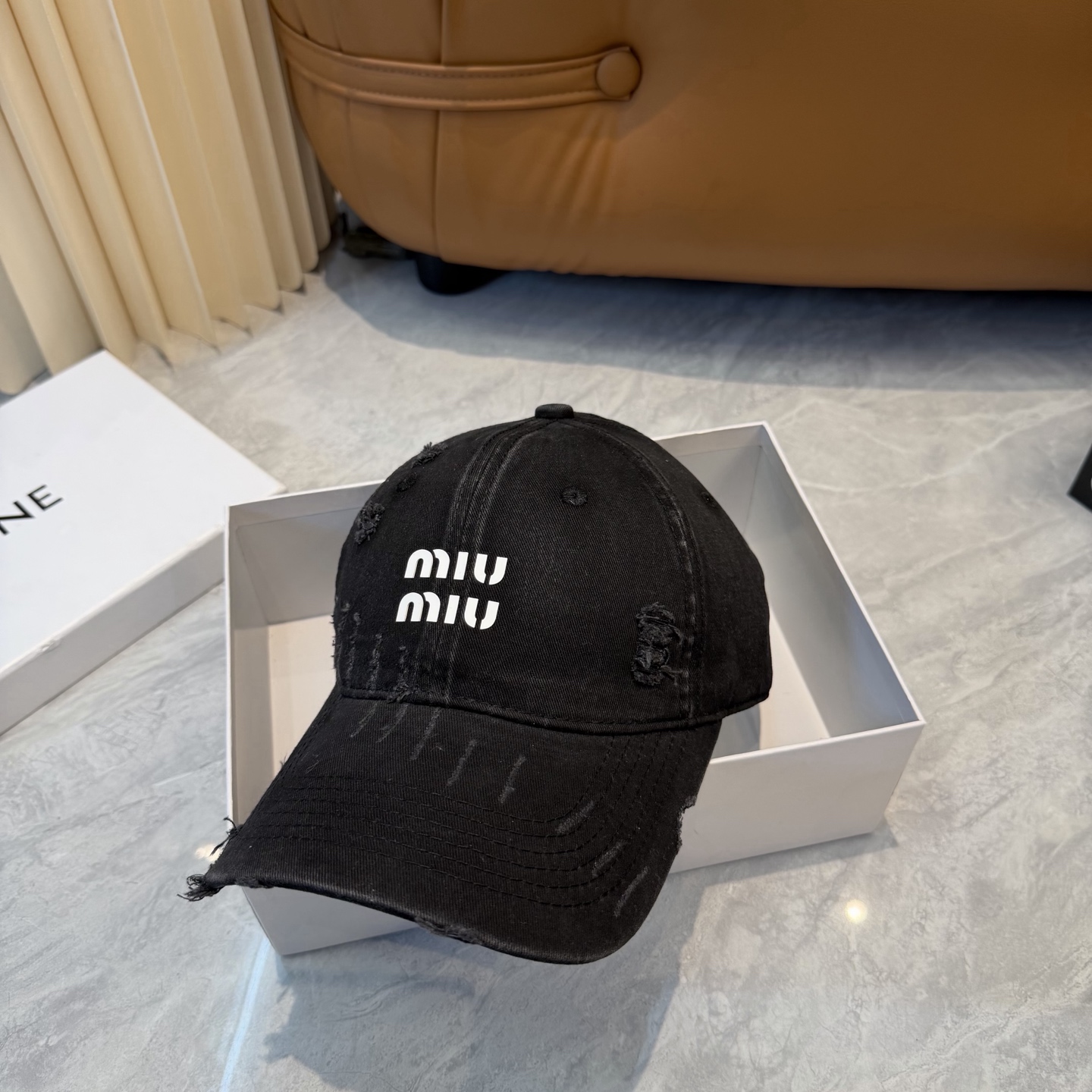 MiuMiuミュウミュウ サンバイザー ベースボールキャップ ワークキャップバケットハットダメージ加工キャップmiumiu622 - 画像 (7)