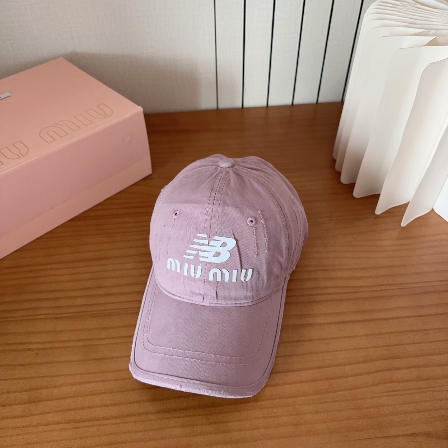 MiuMiuミュウミュウ サンバイザー ベースボールキャップ ワークキャップバケットハットダメージ加工キャップmiumiu609 - 画像 (5)