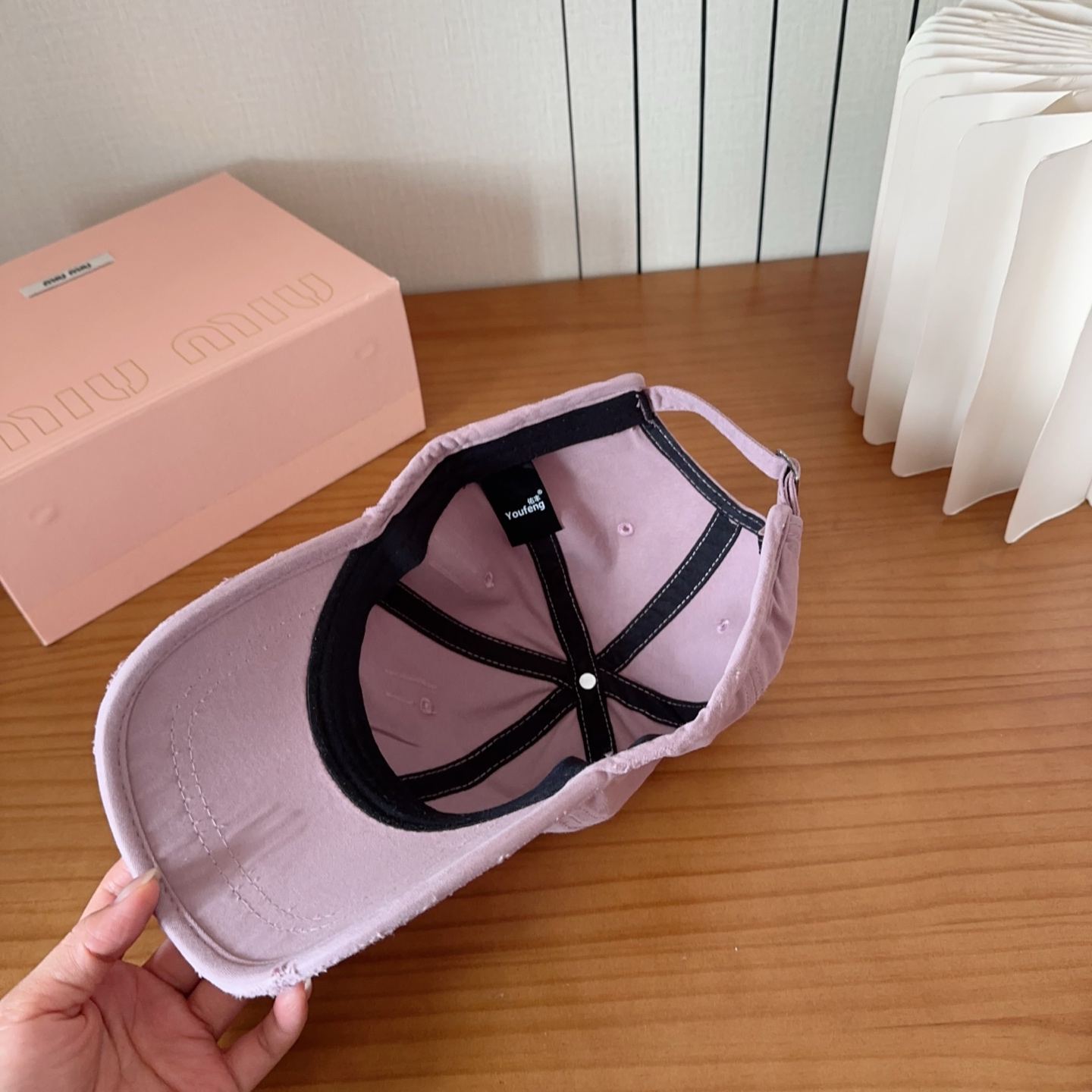 MiuMiuミュウミュウ サンバイザー ベースボールキャップ ワークキャップバケットハットダメージ加工キャップmiumiu609 - 画像 (3)