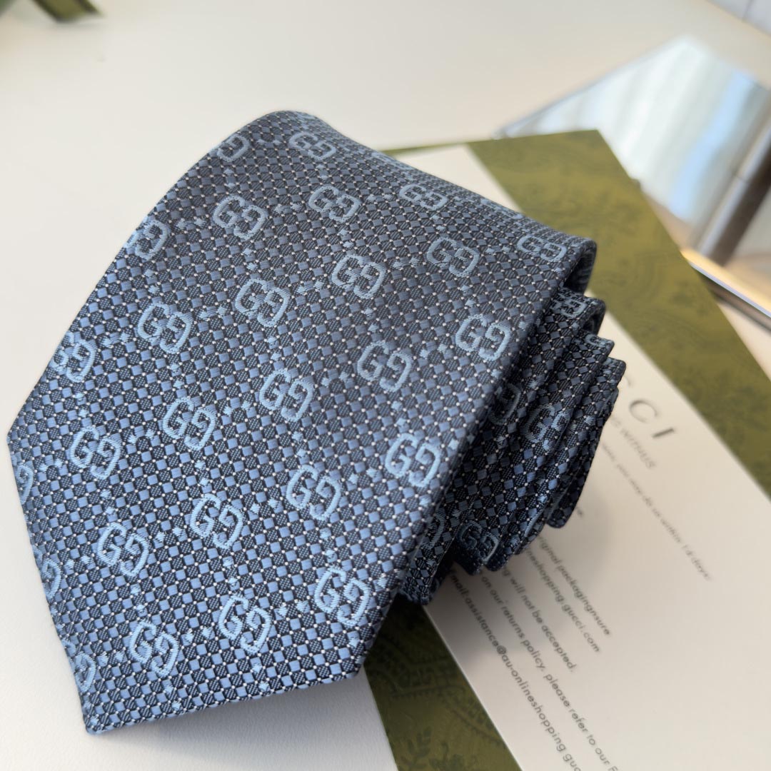 GUCCIグッチ最高峰シルク クラシック 小Gロゴ ジャガード ネクタイ 手縫い仕立て545078 4E002-26