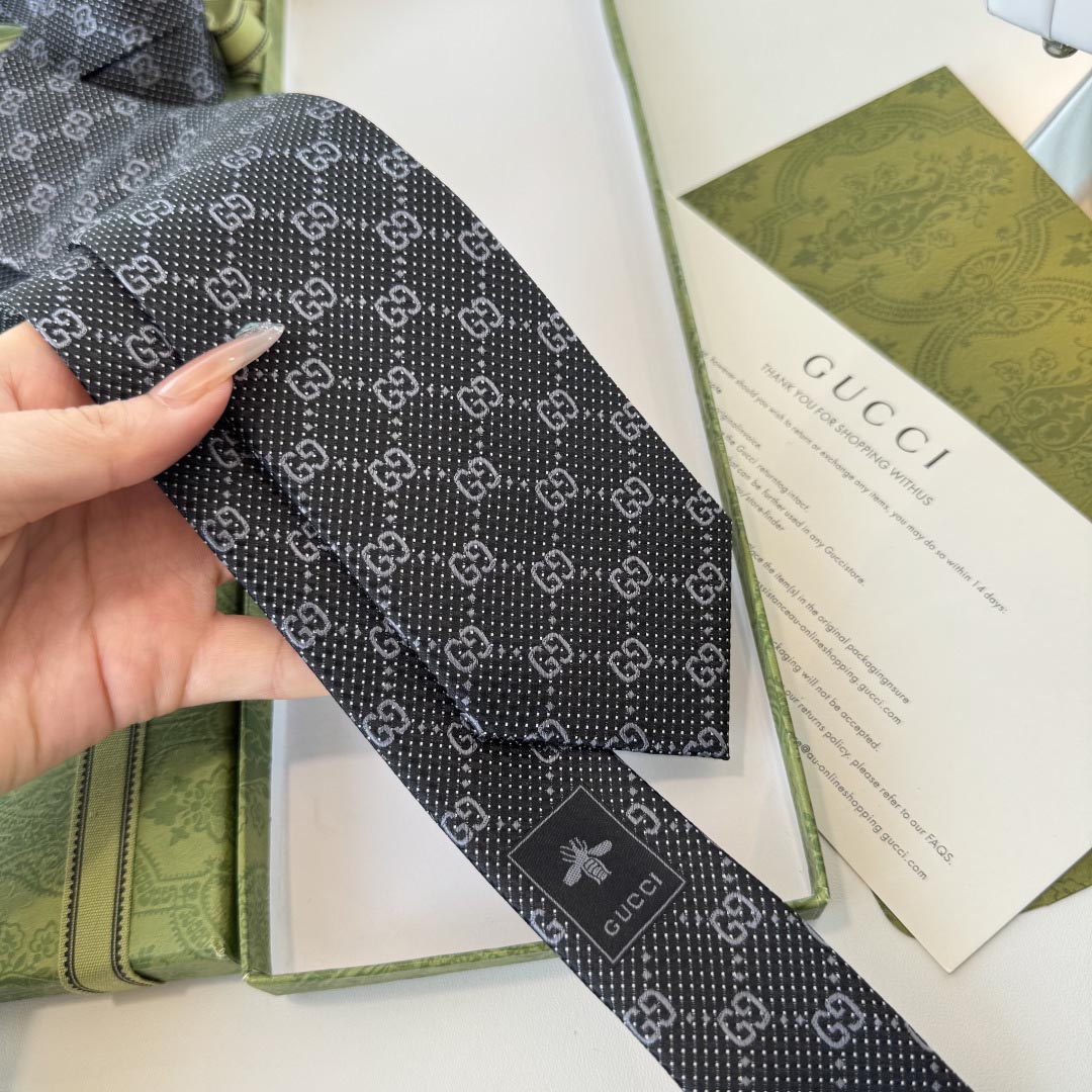 GUCCIグッチ最高峰シルク クラシック 小Gロゴ ジャガード ネクタイ 手縫い仕立て545078 4E002-25 - 画像 (3)