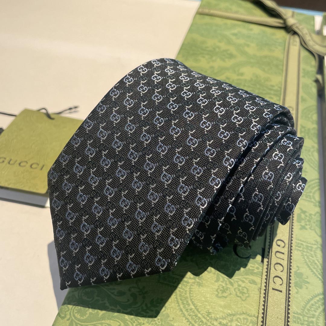 GUCCIグッチ最高峰シルク クラシック 小Gロゴ ジャガード ネクタイ 手縫い仕立て545078 4E002-16