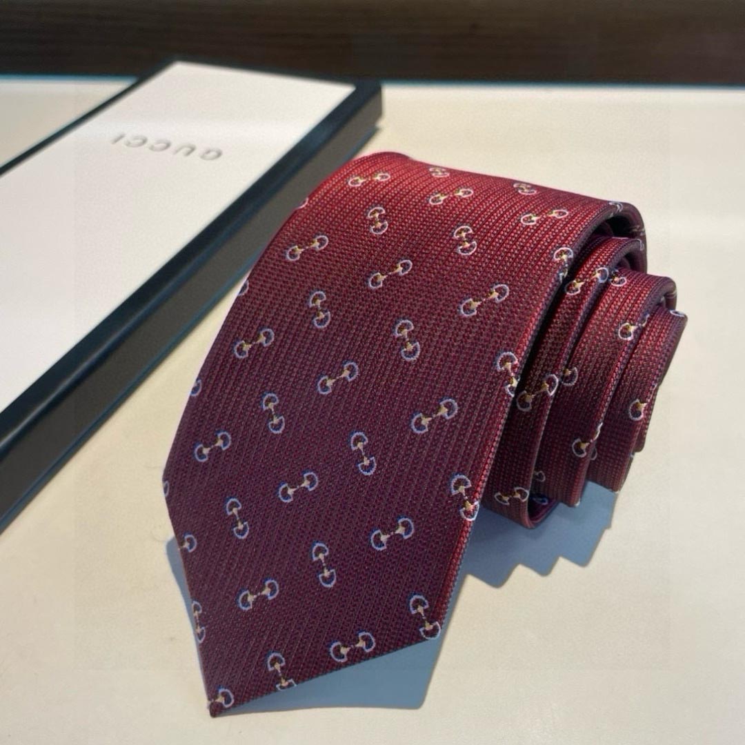 GUCCIグッチ最高峰シルク クラシック 小Gロゴ ジャガード ネクタイ 手縫い仕立て545078 4E002-13