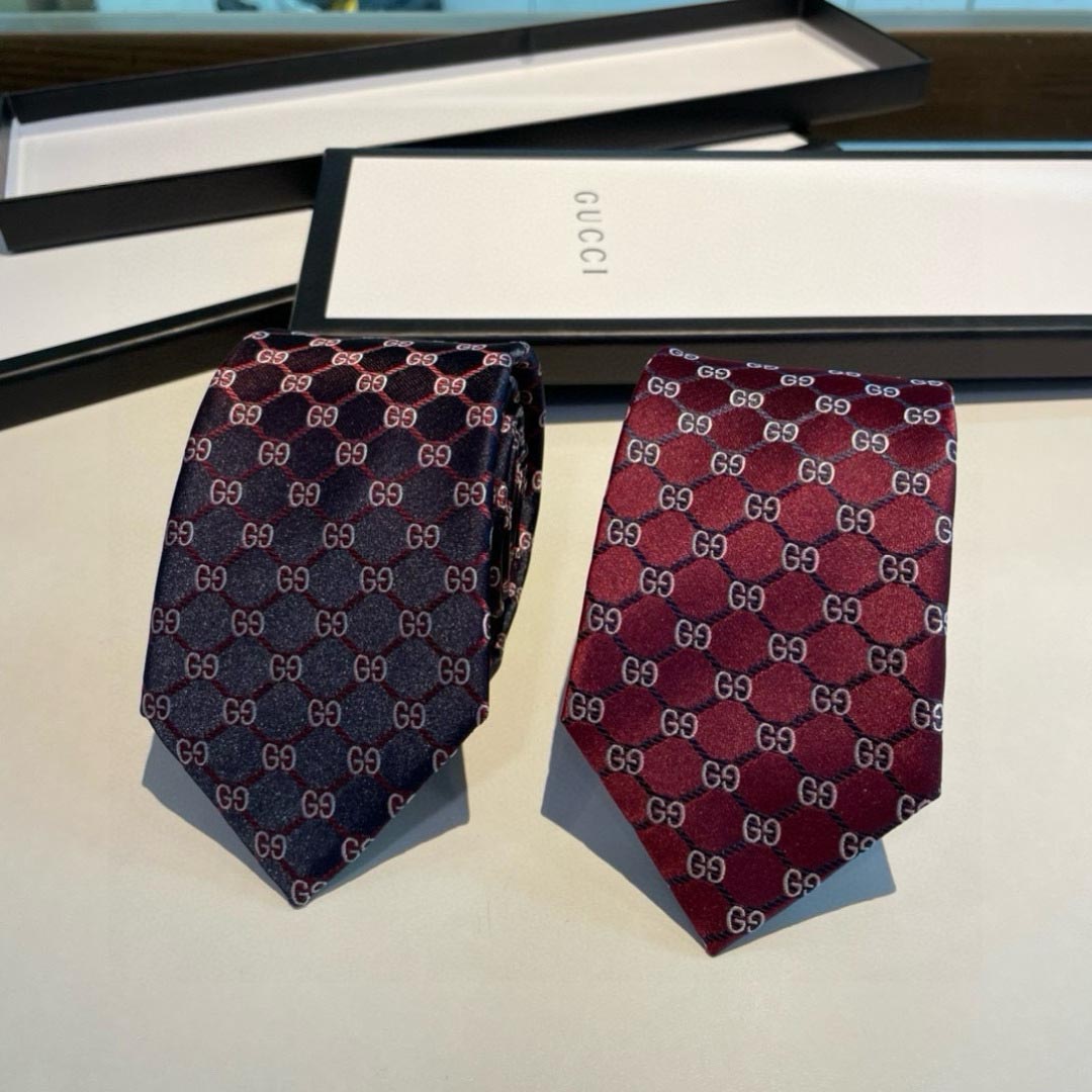 GUCCIグッチ最高峰シルク クラシック 小Gロゴ ジャガード ネクタイ 手縫い仕立て545078 4E002-11