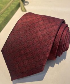 GUCCIグッチ最高峰シルク クラシック 小Gロゴ ジャガード ネクタイ 手縫い仕立て545078 4E002-8