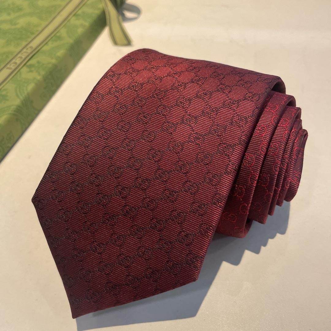 GUCCIグッチ最高峰シルク クラシック 小Gロゴ ジャガード ネクタイ 手縫い仕立て545078 4E002-8