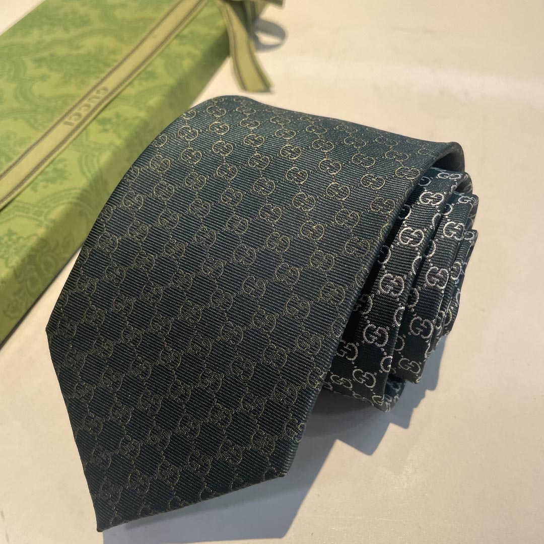 GUCCIグッチ最高峰シルク クラシック 小Gロゴ ジャガード ネクタイ 手縫い仕立て545078 4E002-7