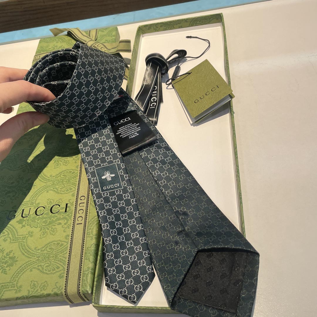 GUCCIグッチ最高峰シルク クラシック 小Gロゴ ジャガード ネクタイ 手縫い仕立て545078 4E002-7 - 画像 (3)