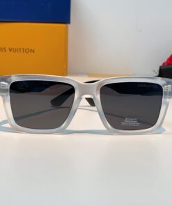 Alternative view of Louis Vuittonルイヴィトンスポーツサングラス偏光・UVカット軽量フィットドライブアウトドア男女兼用Vuitton2628