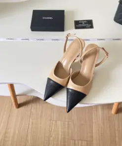 新作CHANELシャネル ポインテッドトゥ ハイヒール サンダル CHANEL0019