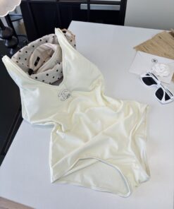シャネルCHANEL水着 レディース ワンピース 体型カバー バックオープン 速乾 水陸両用CHANEL08