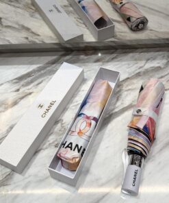 新作シャネルCHANEL 5つ折り 晴雨兼用折りたたみ傘クオリティと洗練されたデザインCHANEL012